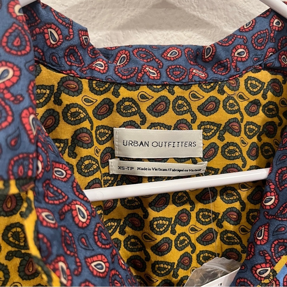 NEW Urban Outfitters Multicolor Patchwork paisley print Shirt size xsmall - Picture 2 of 10